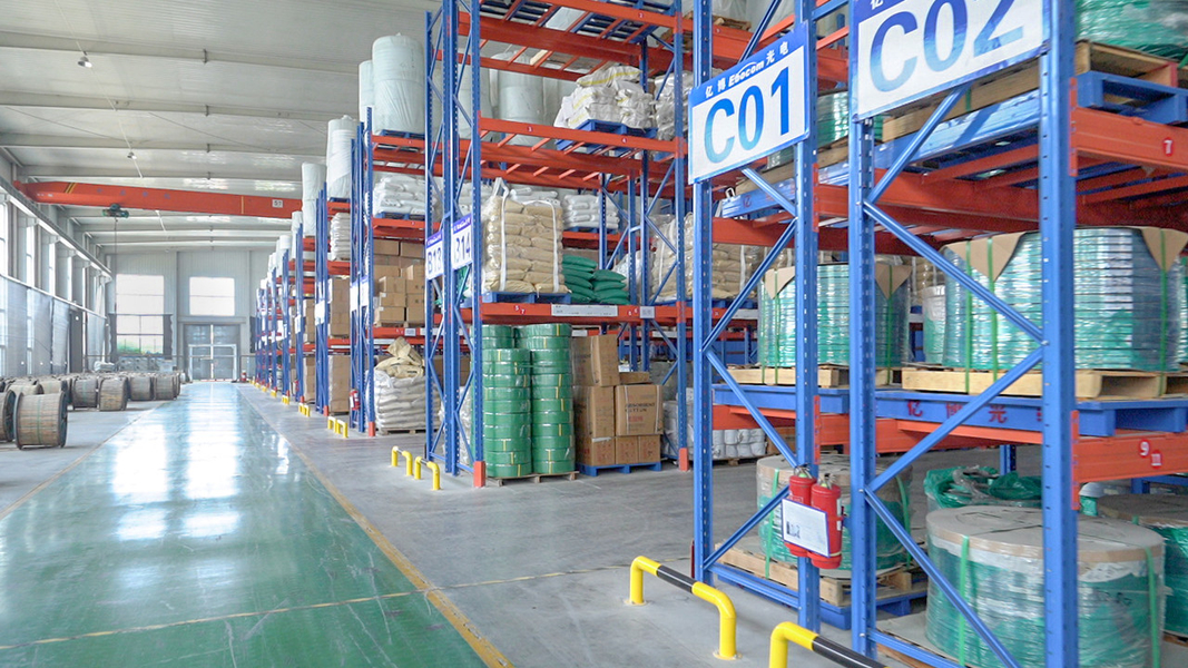Shandong Yibo Optronics Technology Co., Ltd. خط تولید سازنده